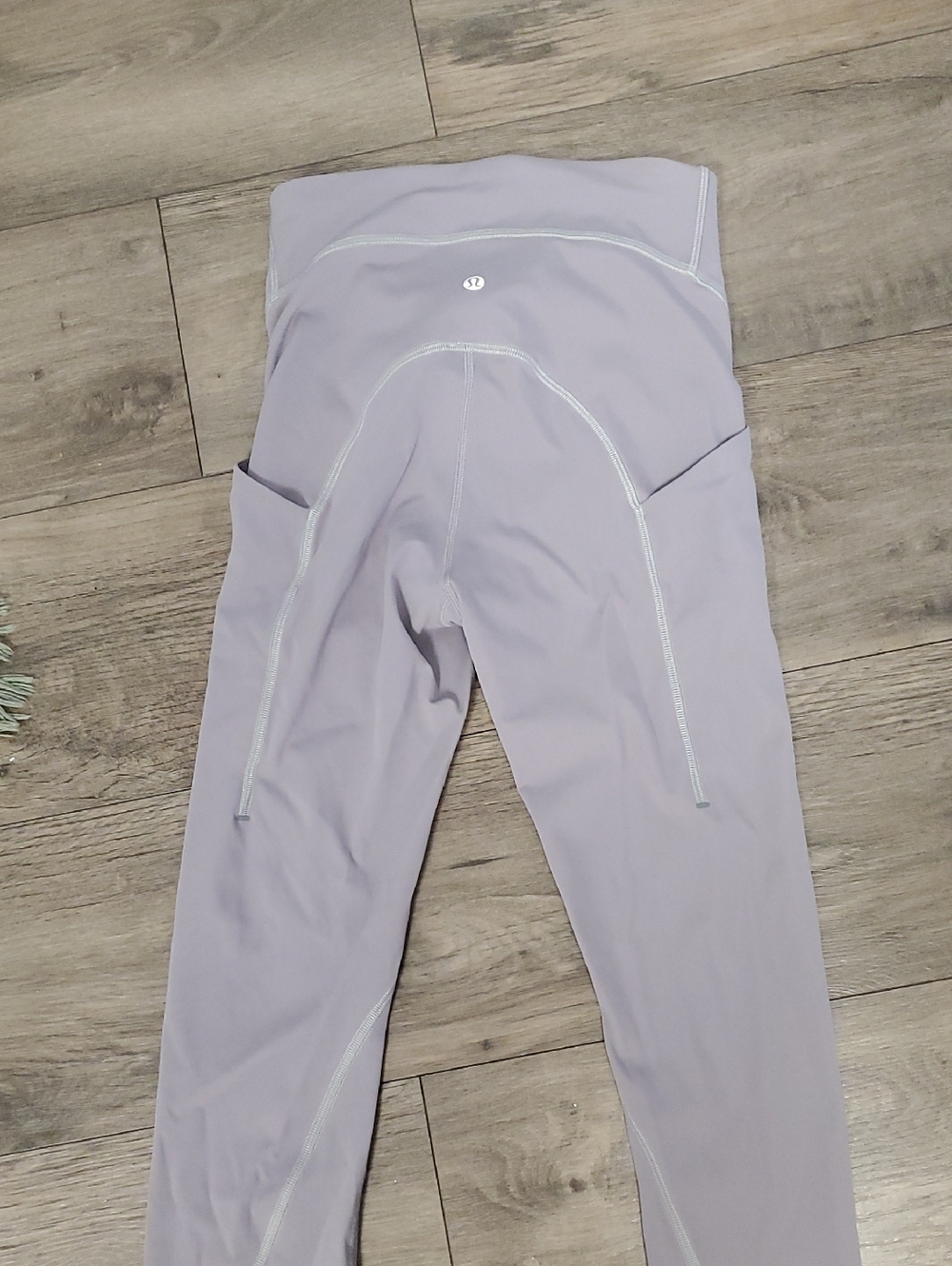 lululemon athletica Soft Lavender Workout Leggings